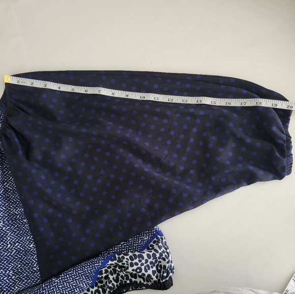 Express Blue Black Leopard Animal Print Blouse Dolman Sleeve Keyhole Top Size M - Picture 7 of 9